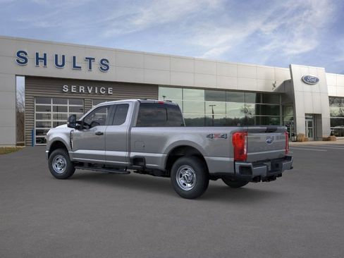 New 2026 Ford F250 XL w/ XL Chrome Package image 4