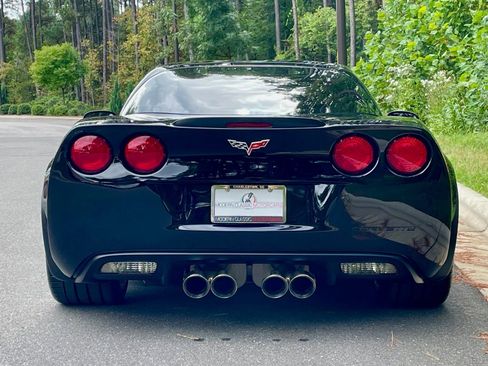 Used 2007 Chevrolet Corvette Z06 w/ Preferred Equipment Group image 20