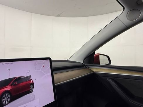 Used 2023 Tesla Model Y Long Range AWD/4WD image 21