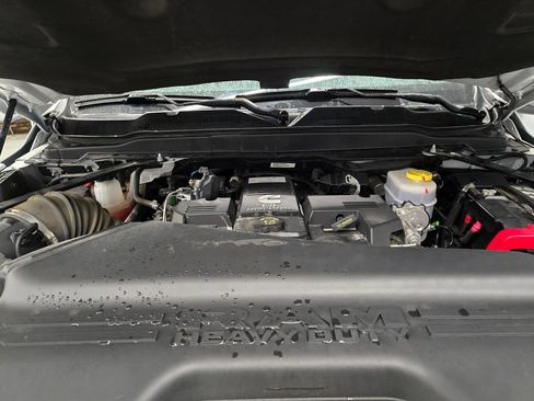 Used 2024 RAM 2500 Laramie w/ Safety Group AWD/4WD image 14