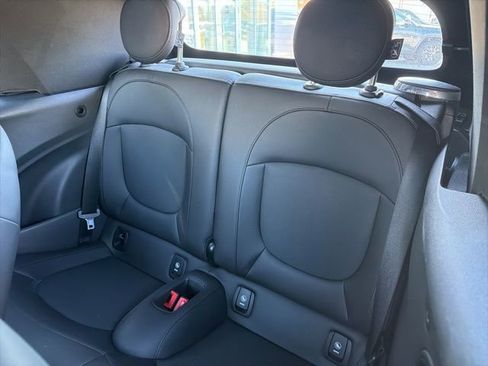 Used 2023 MINI Cooper Convertible image 19