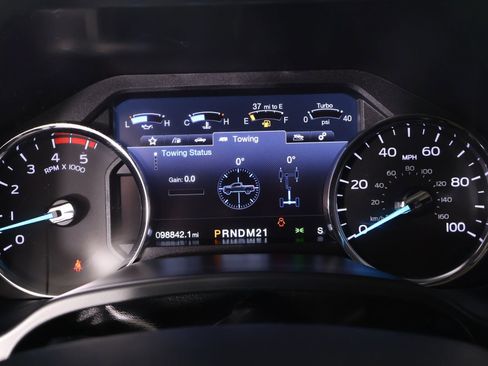 Used 2019 Ford F250 Lariat w/ Lariat Ultimate Package image 4