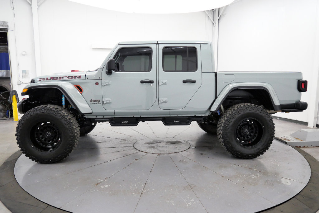 Used 2023 Jeep Gladiator Rubicon w/ LED Lighting Group AWD/4WD image 5