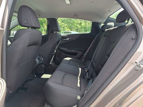 Certified 2025 Chevrolet Malibu LT FWD image 10