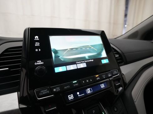 Certified 2024 Honda Odyssey EX-L image 21