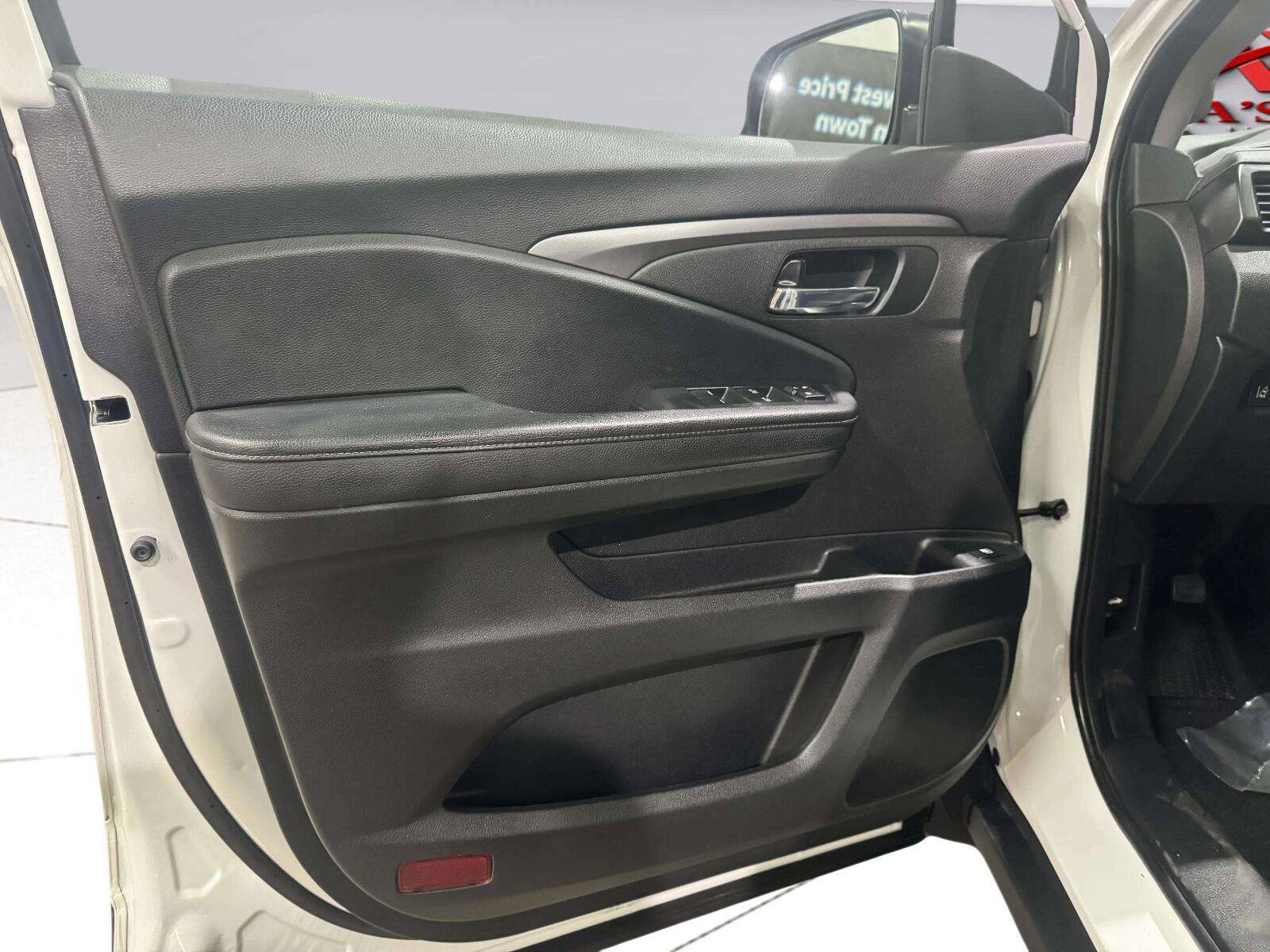 Used 2020 Honda Ridgeline RTL image 15