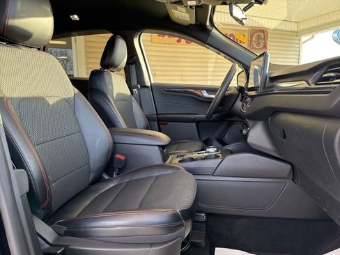 Used 2023 Ford Escape ST-Line w/ Tech Pack #1 image 27