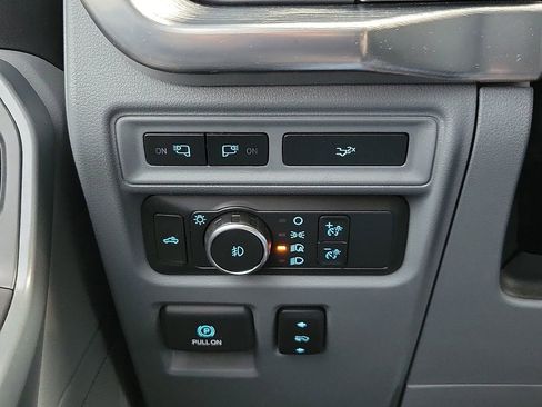 Used 2022 Ford F150 Lariat image 14