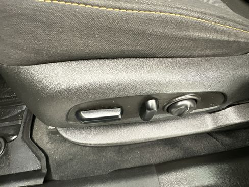 Used 2021 Chevrolet Traverse LT w/ LPO, Floor Liner Package image 14