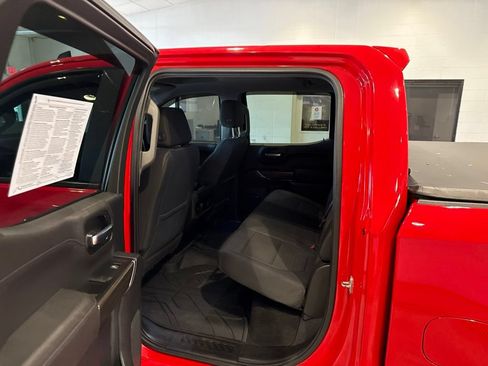 Used 2019 Chevrolet Silverado 1500 LT Trail Boss AWD/4WD image 18