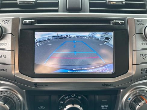 Used 2015 Toyota 4Runner SR5 image 21