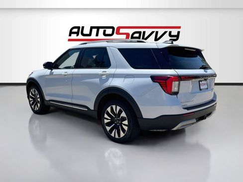 Used 2025 Ford Explorer Platinum w/ LUX Leather Package AWD/4WD image 5