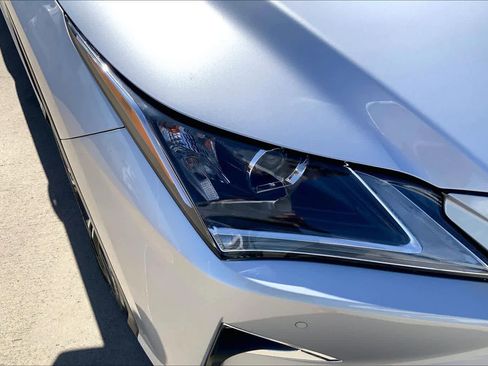 Used 2016 Lexus RX 350 w/ Premium Package image 26