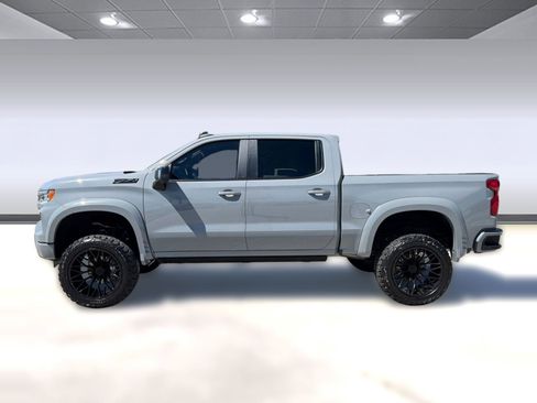 Used 2025 Chevrolet Silverado 1500 RST w/ Convenience Package II image 2