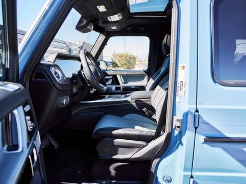Used 2025 Mercedes-Benz G 63 AMG 4MATIC image 33
