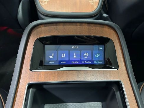 New 2026 Lincoln Navigator L Black Label AWD/4WD image 32
