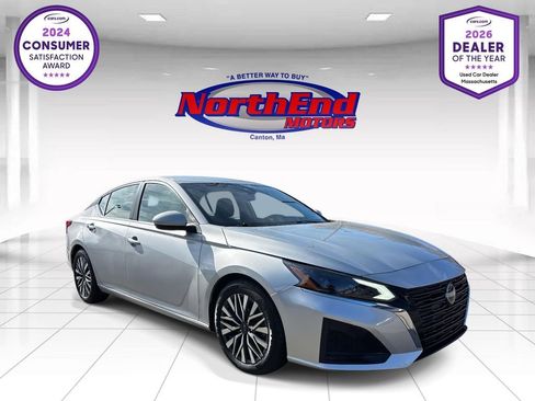 Used 2023 Nissan Altima 2.5 SV FWD image 1