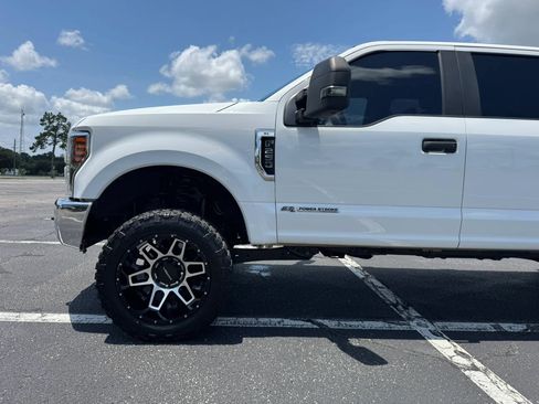 Used 2019 Ford F250 XL w/ Power Equipment Group AWD/4WD image 10