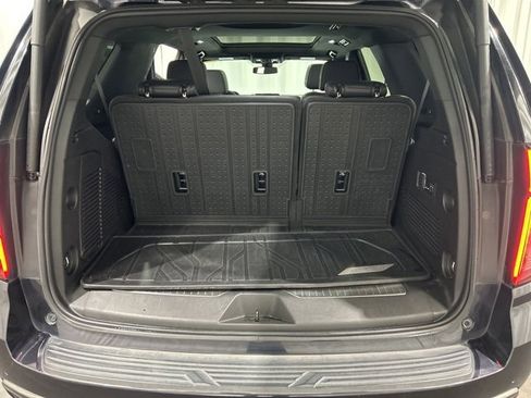 Used 2022 Chevrolet Tahoe RST w/ Luxury Package image 10