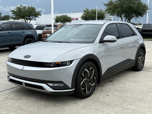 Used 2024 Hyundai Ioniq 5 SEL RWD image 9