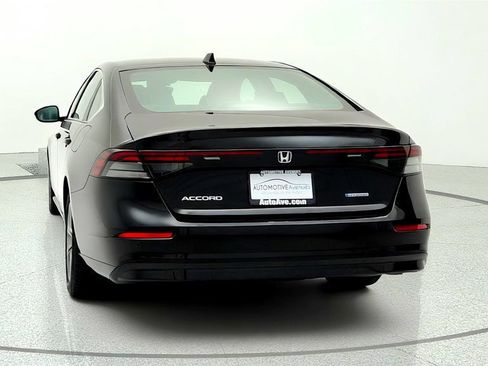 Used 2023 Honda Accord EX-L image 6