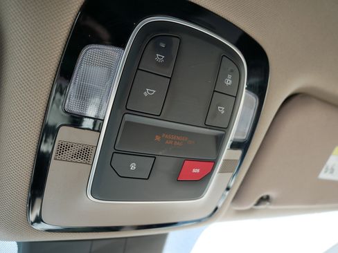 Used 2023 Hyundai Santa Fe SEL AWD/4WD image 32