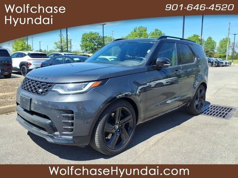 Used 2025 Land Rover Discovery Dynamic SE image 1