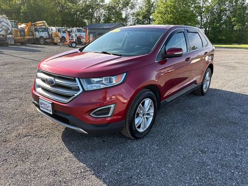 Used 2017 Ford Edge SEL w/ Equipment Group 201A AWD/4WD image 7