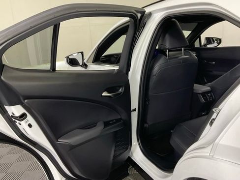 Used 2024 Lexus UX 250h F Sport AWD/4WD image 27