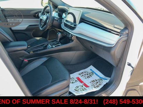 Used 2023 Jeep Compass Limited AWD/4WD image 12