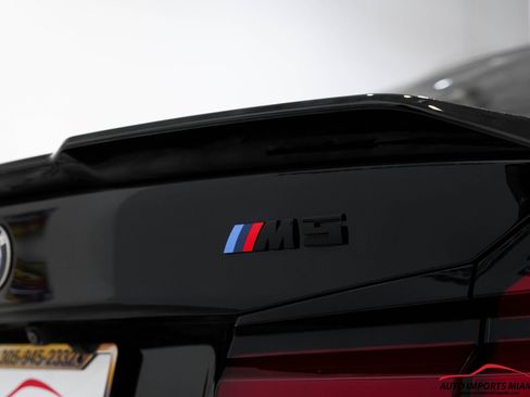 Used 2021 BMW M5 image 24