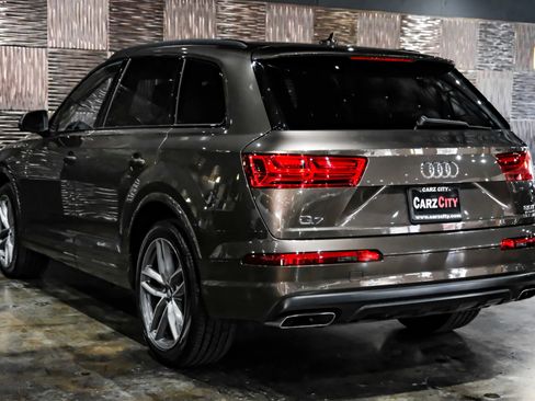 Used 2017 Audi Q7 3.0T Prestige image 9