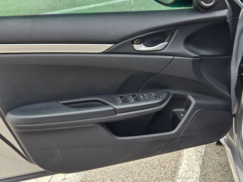 Used 2020 Honda Civic Sport image 10