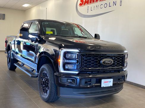 New 2026 Ford F350 Lariat w/ Black Appearance Package AWD/4WD image 2