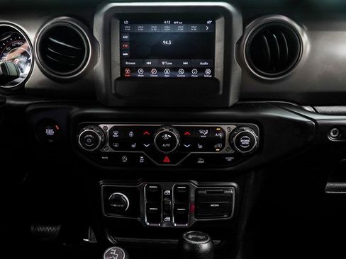 Used 2021 Jeep Wrangler Unlimited Sport image 21