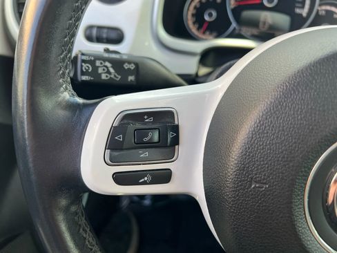 Used 2013 Volkswagen Beetle 2.5 image 20