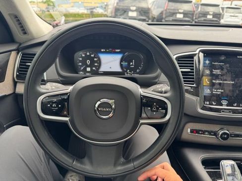 Used 2021 Volvo XC90 T8 Inscription w/ Lounge Package AWD/4WD image 20