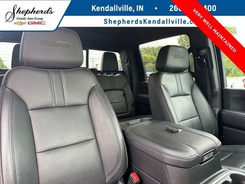 Used 2023 Chevrolet Silverado 2500 High Country w/ Z71 Off-Road Package image 8