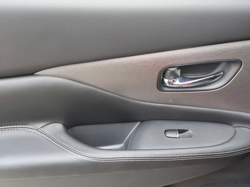 Used 2019 Nissan Murano SL w/ SL Technology Package image 34