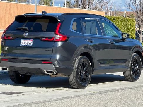 Used 2023 Honda CR-V Sport image 4