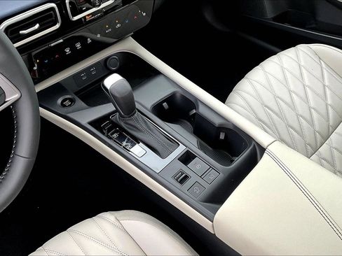 New 2026 Nissan Sentra SL FWD image 12