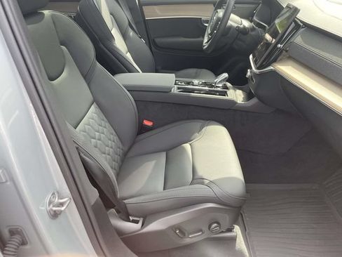 Used 2026 Volvo XC90 B6 Plus w/ Protection Package Premier AWD/4WD image 17