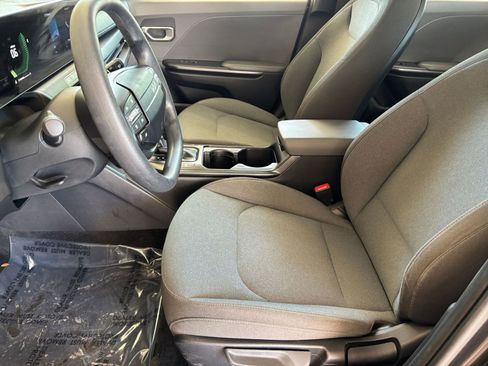 Used 2025 Kia K4 LXS FWD image 27