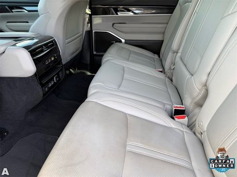 Used 2022 Jeep Wagoneer Series I image 25