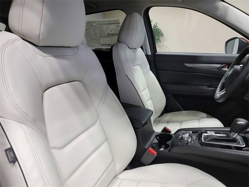 New 2025 MAZDA CX-5 AWD 2.5 S w/ Preferred Package image 16