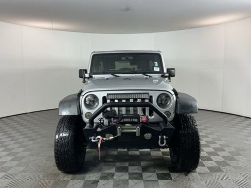 Used 2011 Jeep Wrangler Unlimited Sport w/ Connectivity Group image 2