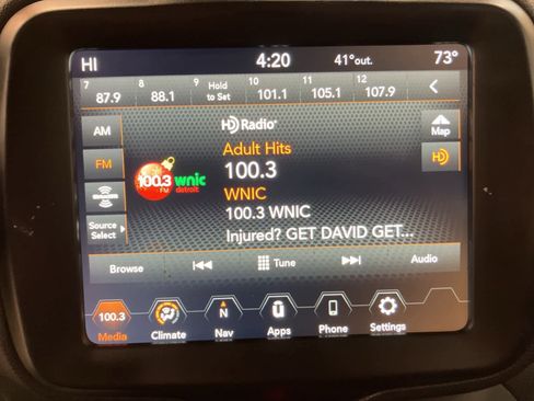 Used 2023 Jeep Renegade Latitude image 20