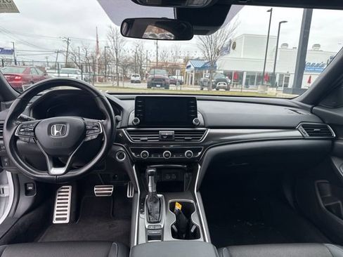 Certified 2022 Honda Accord Sport image 14