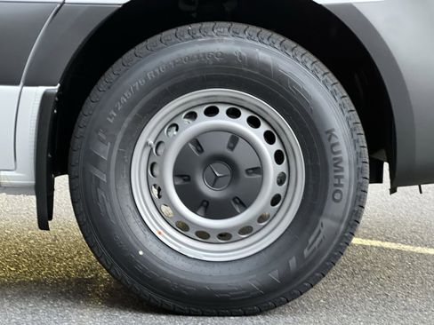 New 2026 Mercedes-Benz Sprinter 144 Cargo image 10