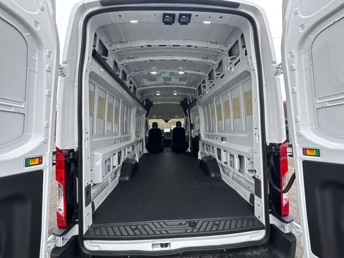 New 2026 Ford Transit 350 148 High Roof Extended image 17